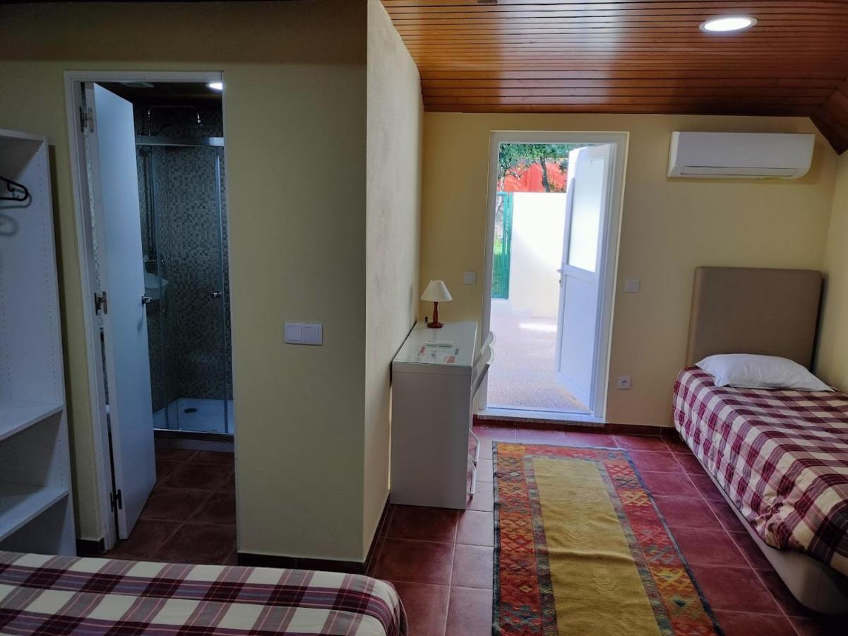 Metro Vilar Suites&Villas Vilar do Pinheiro Esterno foto