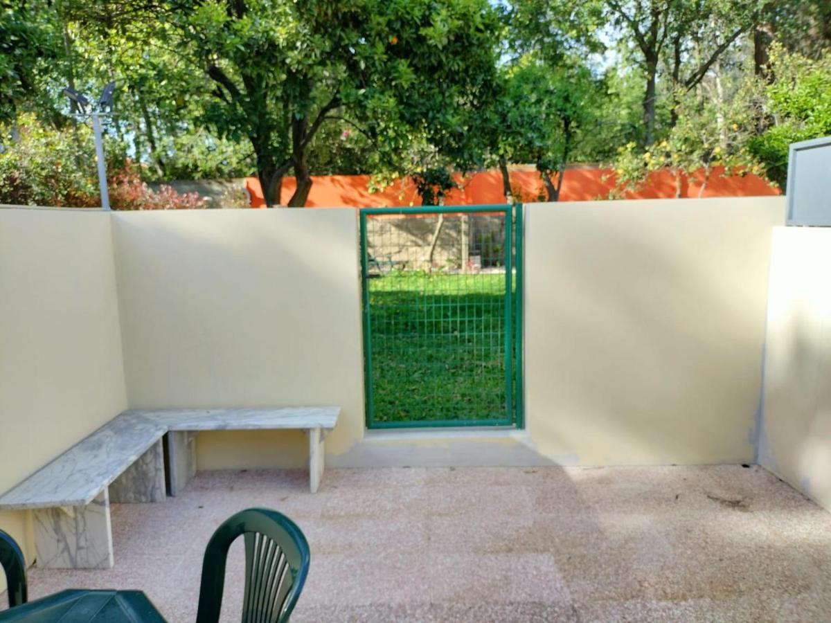 Metro Vilar Suites&Villas Vilar do Pinheiro Esterno foto